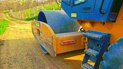 951e386fc89e4dbcae1b8d385bf66807.gif