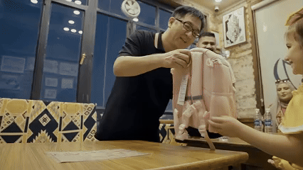 d3189ca0be0741bf917e433db397b4bd.gif