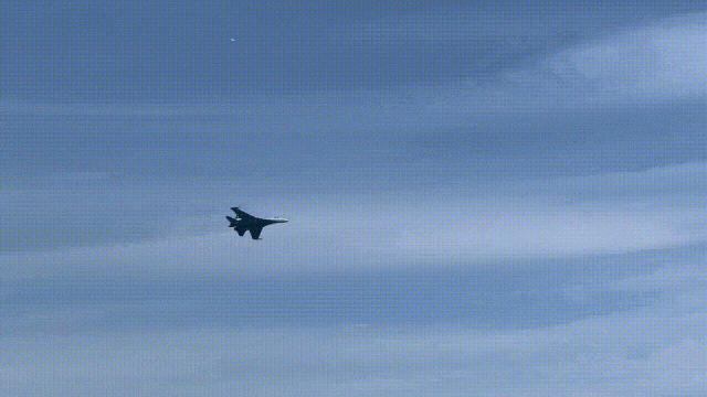 351422dc4a5f48388e6ba68c58169003.gif