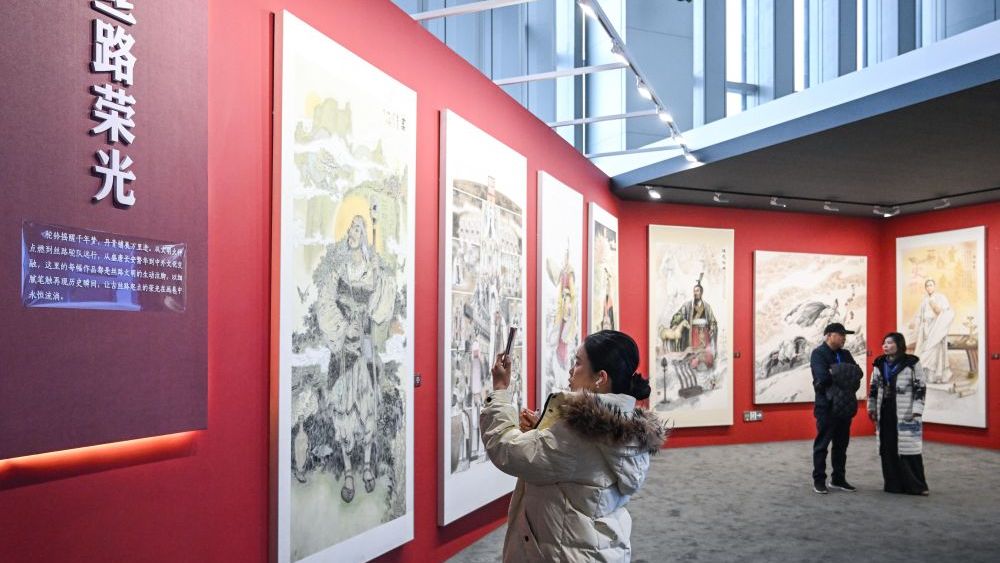 “丝路文脉·长安新篇”西安美术精品晋京展在京开幕