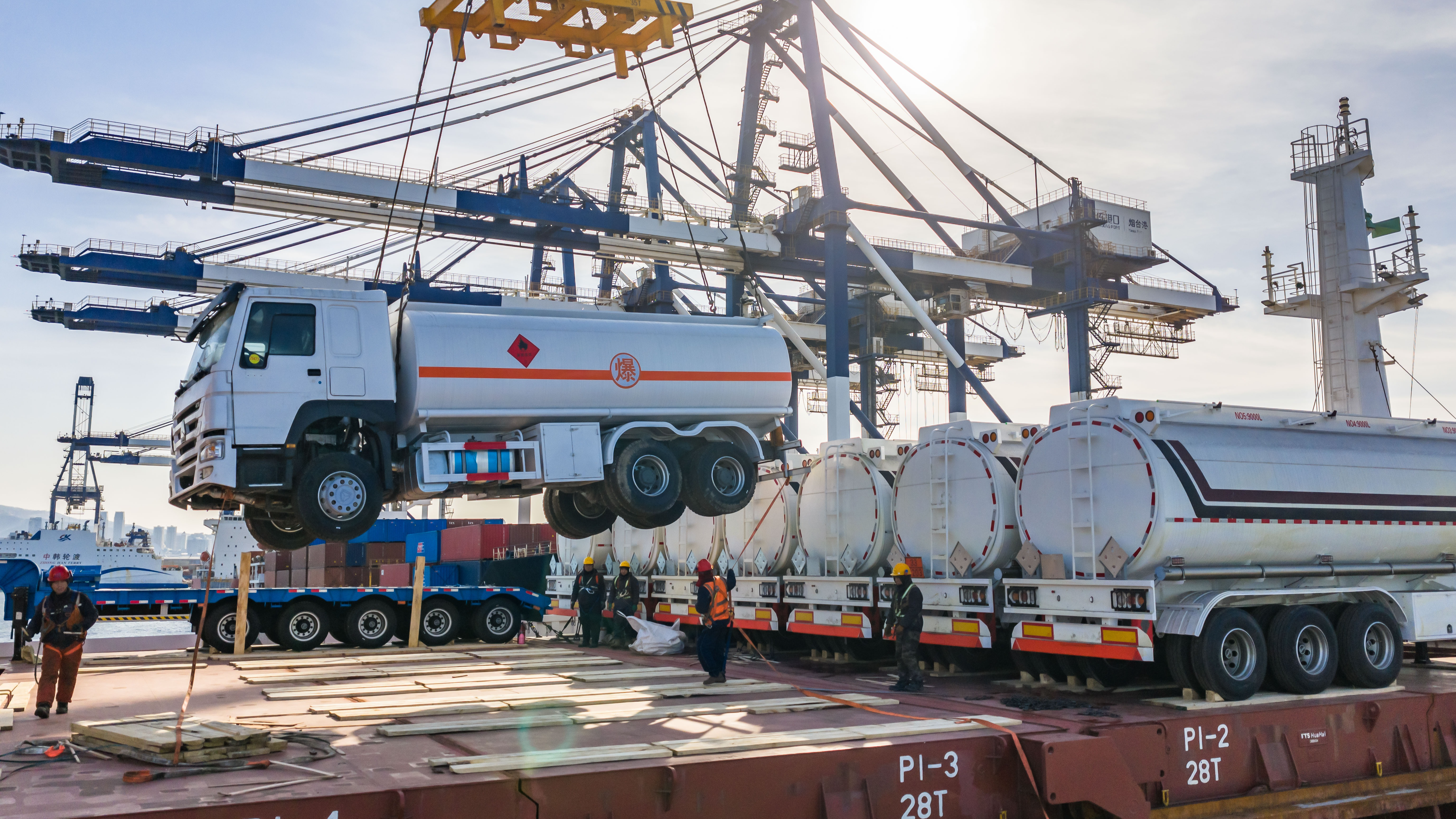 山东港口烟台港开通塞内加尔航线