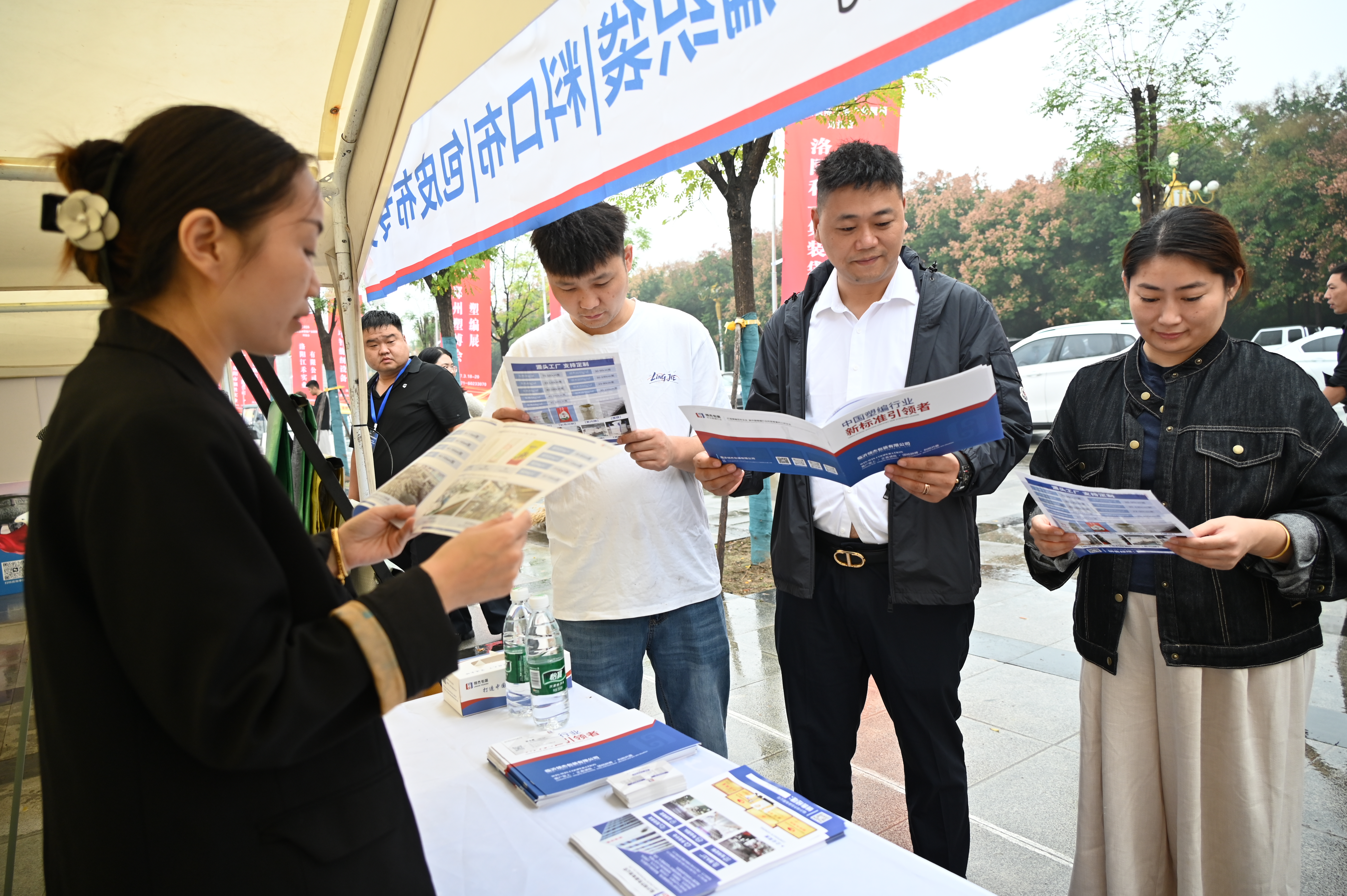 d35311b673e84daea6d4f70dd19ce90b.jpg