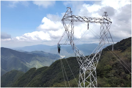 陕西：电网秋检稳根基