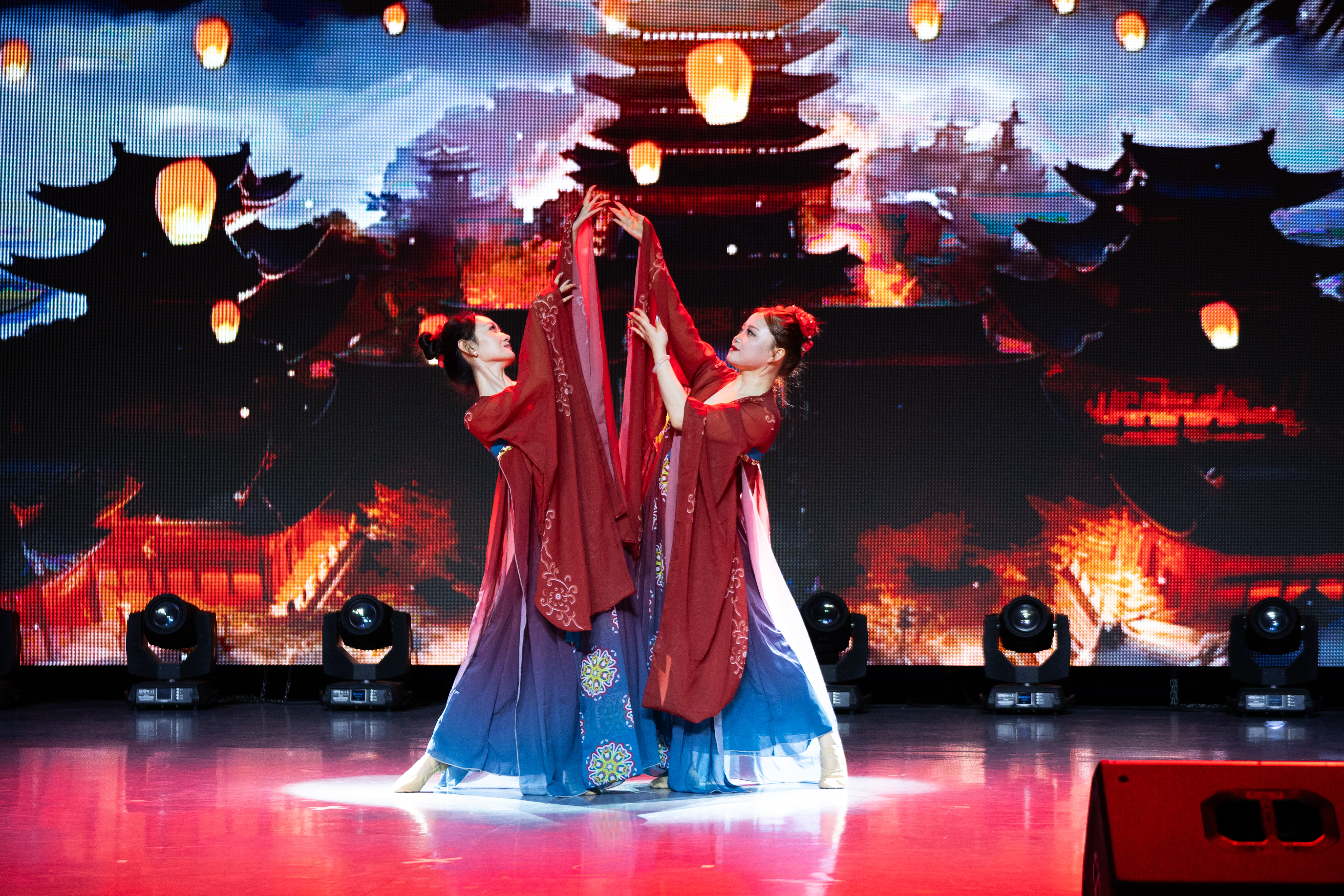 俄罗斯符拉迪沃斯托克举办中国留学生新春联欢晚会