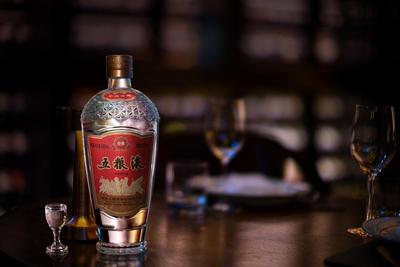 和美迎春 蛇序呈祥——五粮液为全球华人送上新春祝福！