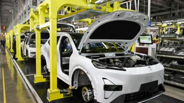 China's passenger car sector reports strong growth in June