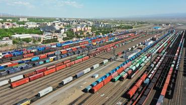 Xinjiang's major land port sees over 4,000 China-Europe freight train trips