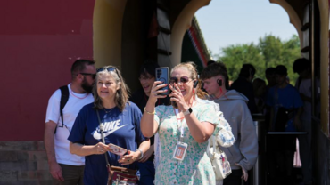 China reports surge in foreign visitors amid expanded visa-free policy