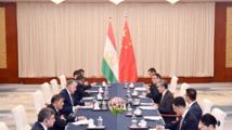 Chinese FM meets with Tajik counterpart