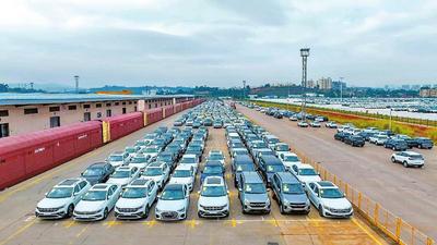 中老铁路商品汽车国际联运单日发送量创新高