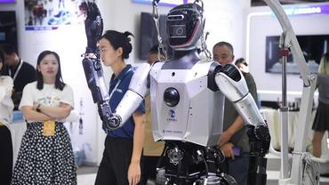 Beijing gears up for 2025 World Robot Conference with robotics innovation