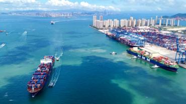 China's foreign trade firms up on robust July performance