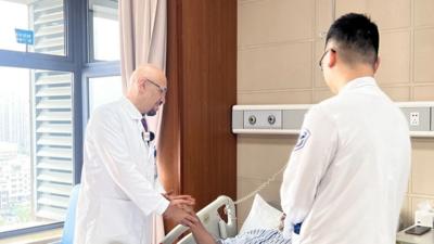 全国首位外籍灵活就业人员在义乌完成医保参保