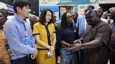 Ghana hosts China-West Africa medical expo to promote AI diagnosis, cooperation