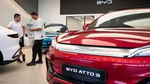 Chinese brands lead Israel's electric car sales in Jan.- Aug.