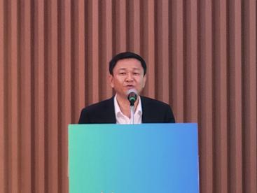 吴太能出席“碳市场与可持续发展合作论坛”并致辞