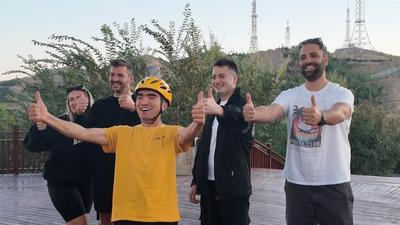 中外网络博主打卡丝路名城乌鲁木齐