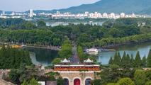 Chinese, Italian youth revive ancient city wall in east China