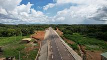 (Hello Africa) Chinese-built road brings new prosperity to northern Cote d'Ivoire