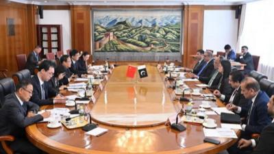 国家发展改革委主任郑栅洁会见巴基斯坦计划发展和特别任务部部长伊克巴尔