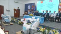 China donates dental treatment chairs to Cambodia