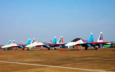 2025南昌飞行大会看点揭秘：俄罗斯“勇士”队——重型战机的蓝天传奇