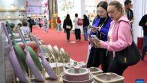 Canton Fair attracts record global buyers