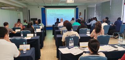 海南政法院长陈文彬全英文授课受到海外学员欢迎