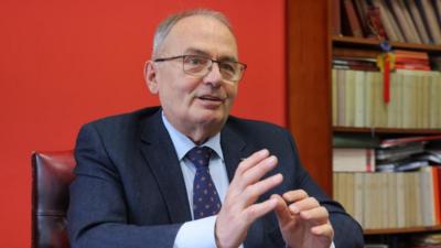 专访丨中国治理模式为全球提供经验借鉴——访匈牙利工人党主席蒂尔默