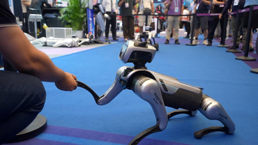 Xinhua Headlines: Ever-evolving Canton Fair highlights China's commitment to innovation, global cooperation