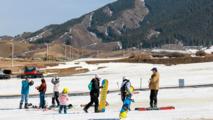 Xinjiang launches consumption voucher program to boost winter tourism