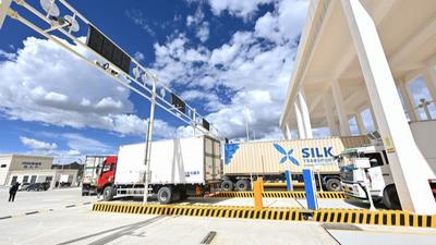 光轨纪·中欧班列故事 | 再见了，“箱”愁