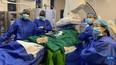 中国医疗队与尼日尔医院联合开展义诊活动