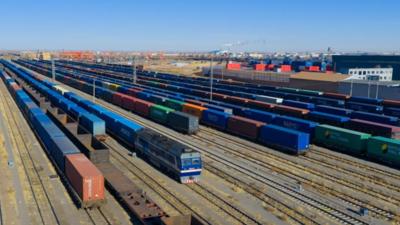 中欧班列中通道年内通行量首次突破3500列