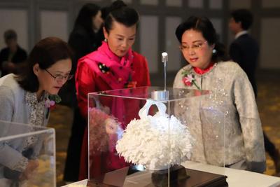 瓷以载道   德化“中国白”在洛杉矶“细诉”中华文明