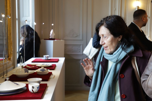 China's Dehua white porcelain exhibited in Paris