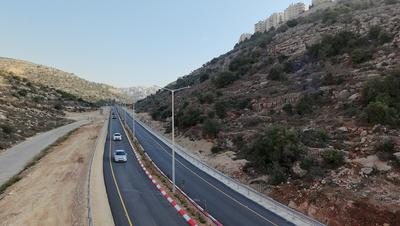 民生之路、友谊之路、希望之路