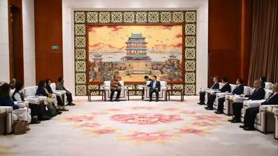 叶建春会见印尼东努省省长