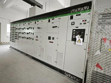 智慧机柜打造低碳港口