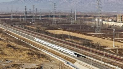 中国高铁版图再织密 高质量发展添动能