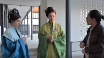 GLOBALink | Draped in tradition: How foreign visitors are embracing Hanfu in China's ancient town