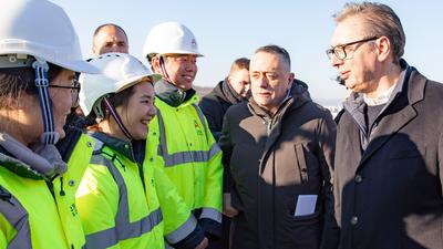 塞尔维亚总统：中企承建“多瑙走廊”快速路为塞东部发展注入动力