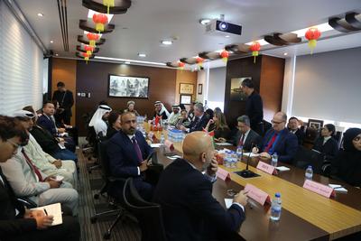 “对话总领事——分享中国未来五年的发展机遇”座谈会在迪拜举行