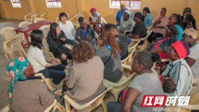 “母亲的蘑菇房”项目为肯尼亚贫困单亲妈妈点亮致富希望