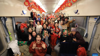 China Focus: Southeast Asian tourists flock north, fueling China's ice-snow economy boom