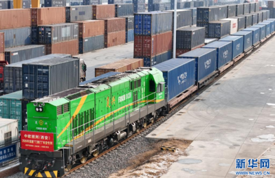 中欧班列运来“洋年货”
