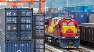 中欧班列（成渝）年度开行量超5000列 领跑全国