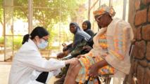 Feature: Chinese medical team brings health care to women in Niger