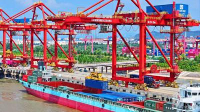 进出境均在九江口岸，江西迎来今年首艘国际直航船舶