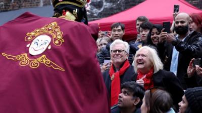 特稿｜骁行万里　四海同春——世界在马年春节感受中国文化魅力